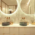 Luxury Jacuzzi 格但斯克
