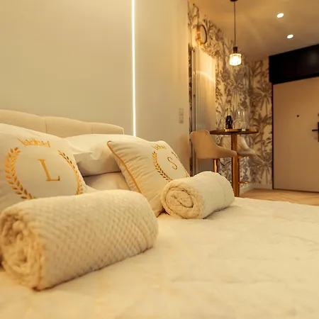 Luxury Jacuzzi דירה גדנסק