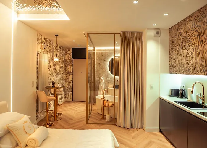 Luxury Jacuzzi Apartament *